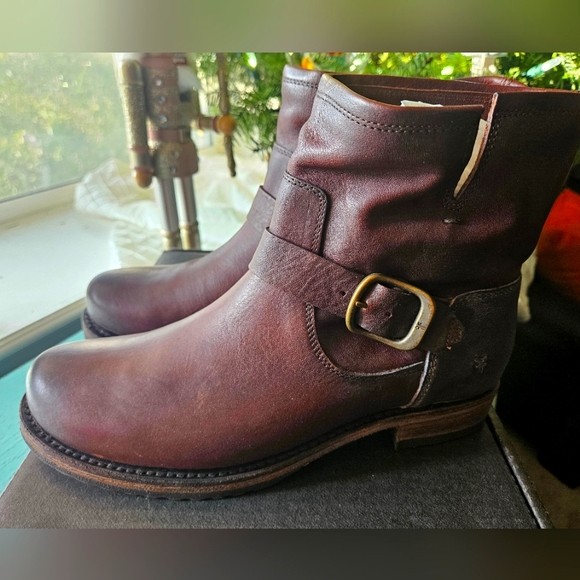 Frye Veronica Leather Buckle Moto Booties, Size 8.5, Color Redwood - Picture 4 of 10